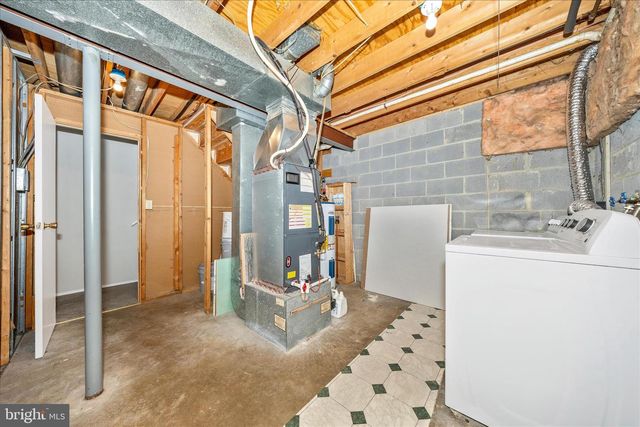 1703 HEATHER LN, Frederick, MD 21702