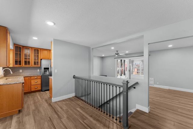 2913 Avalon Drive, Bettendorf, IA 52722