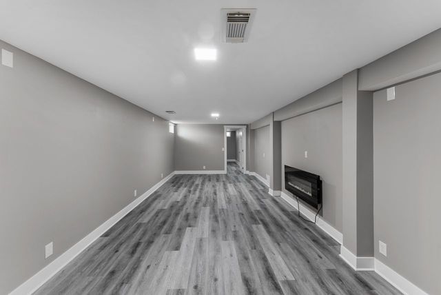 2913 Avalon Drive, Bettendorf, IA 52722