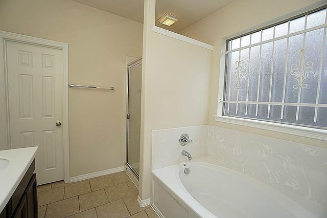 4022 Regal Stone Lane, Sugar Land, TX 77479