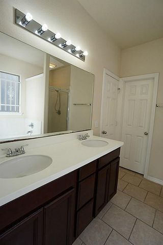 4022 Regal Stone Lane, Sugar Land, TX 77479