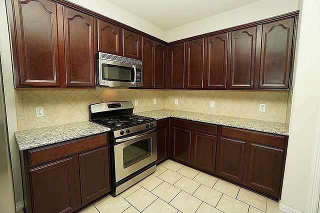 4022 Regal Stone Lane, Sugar Land, TX 77479