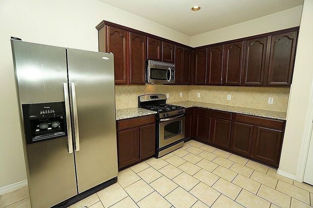 4022 Regal Stone Lane, Sugar Land, TX 77479