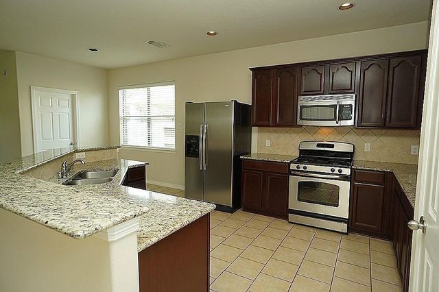 4022 Regal Stone Lane, Sugar Land, TX 77479