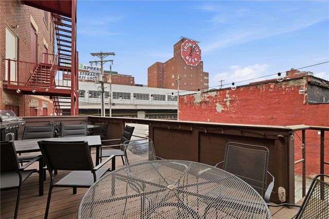 130 S 22nd St 2F, South Side, PA 15203