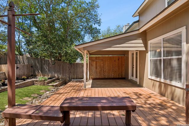 6058 Gaelic, San Antonio, TX 78240