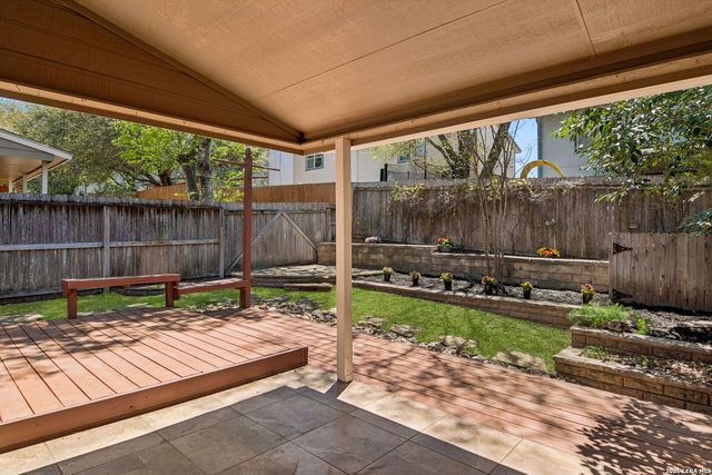 6058 Gaelic, San Antonio, TX 78240