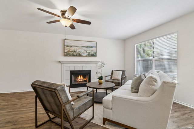 6058 Gaelic, San Antonio, TX 78240