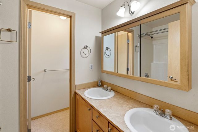 865 S 52nd Street, Tacoma, WA 98408