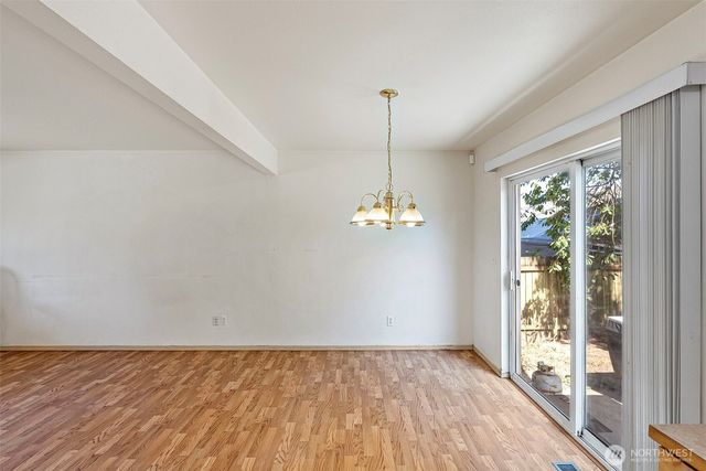 865 S 52nd Street, Tacoma, WA 98408