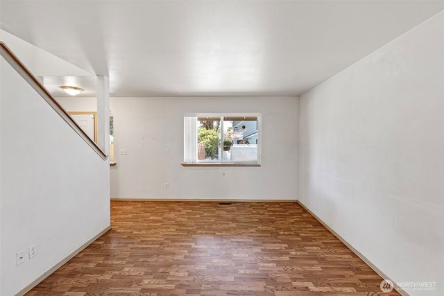 865 S 52nd Street, Tacoma, WA 98408