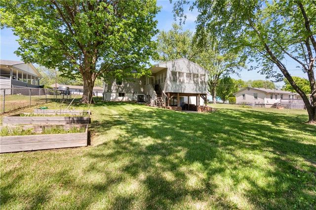 8505 Penner Avenue, De Soto, KS 66018
