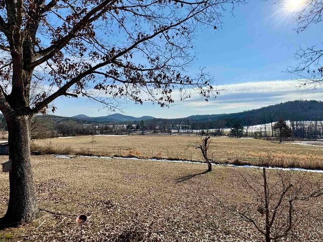 4380 Gorby Road, Calico Rock, AR 72519