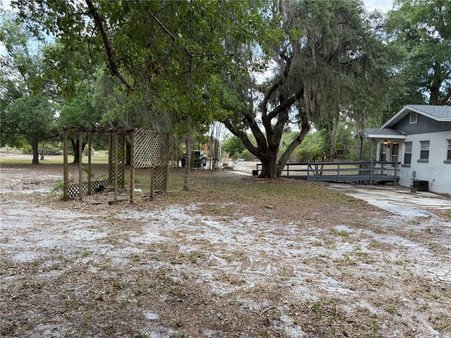 8351 WAKEFORD ROAD, Lake Wales, FL 33898