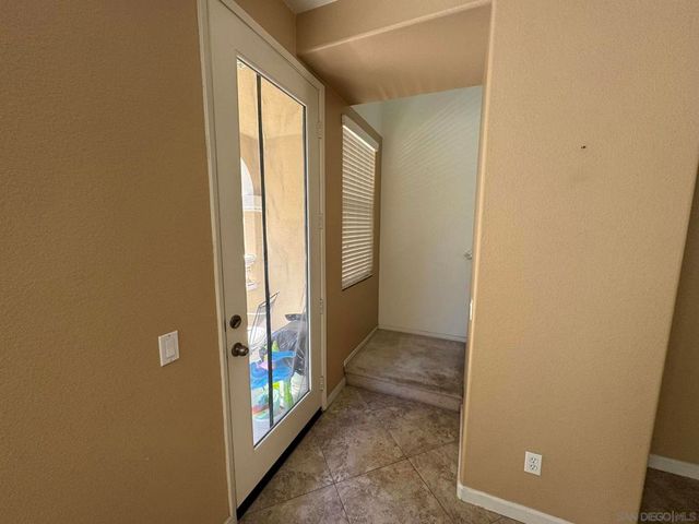 1206 Calabria St, Santee, CA 92071