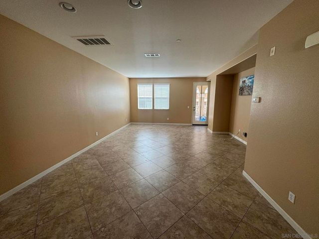 1206 Calabria St, Santee, CA 92071