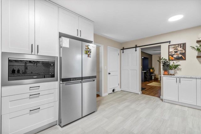 235 Ellsworth PLACE, Waukesha, WI 53186