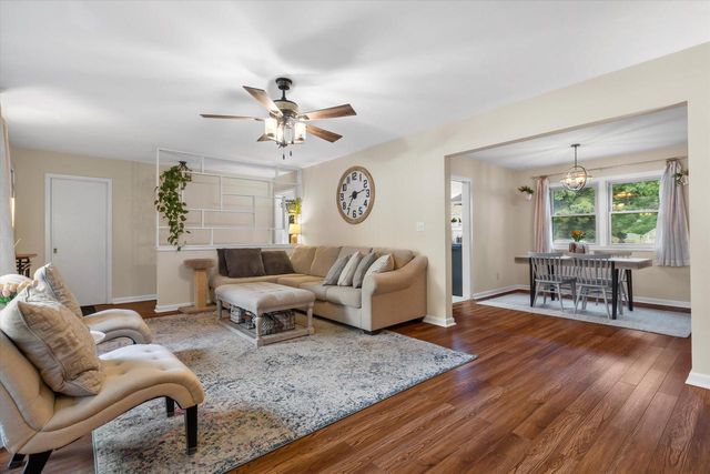 235 Ellsworth PLACE, Waukesha, WI 53186