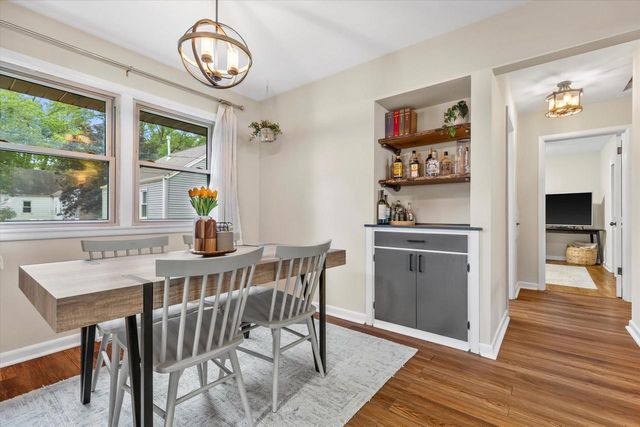 235 Ellsworth PLACE, Waukesha, WI 53186