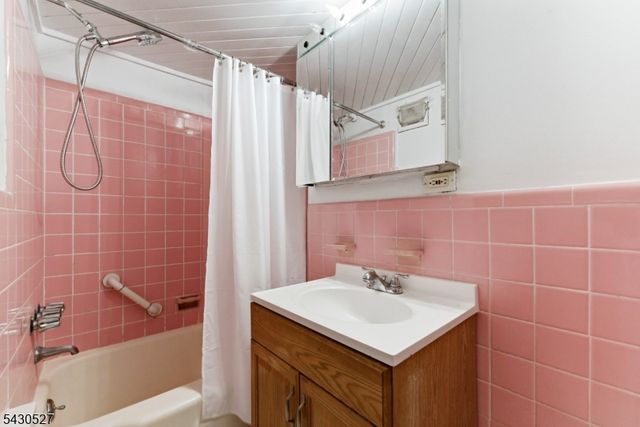 415 Claremont Ave, Montclair Twp., NJ 07042