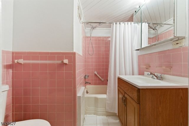 415 Claremont Ave, Montclair Twp., NJ 07042