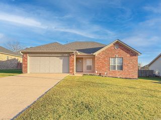 2816 McNeill Cove, Cabot, AR 72023