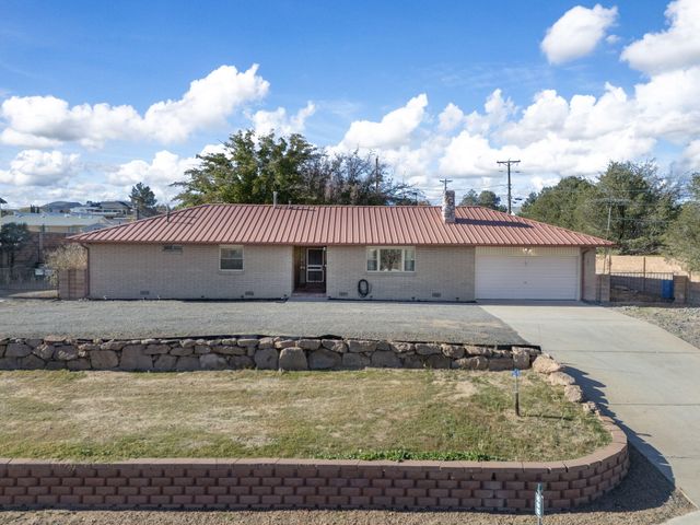 595 Socorro Drive SW, Los Lunas, NM 87031