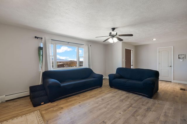 595 Socorro Drive SW, Los Lunas, NM 87031