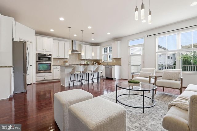 42537 DREAMWEAVER DR, Brambleton, VA 20148