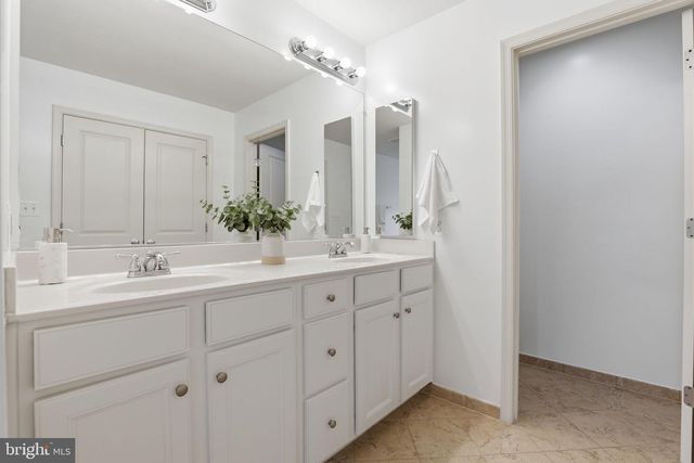 42537 DREAMWEAVER DR, Brambleton, VA 20148