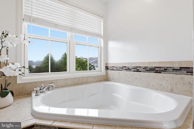 42537 DREAMWEAVER DR, Brambleton, VA 20148