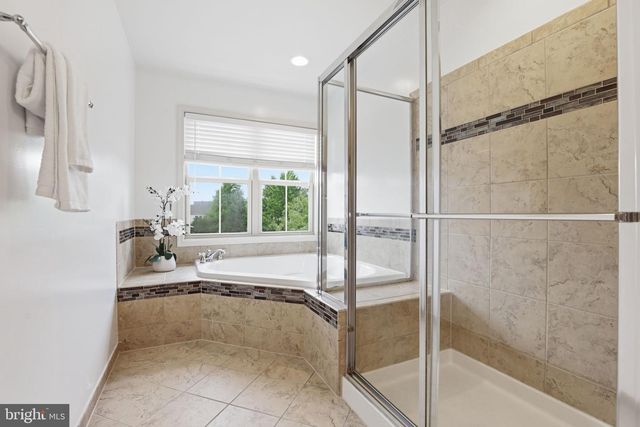 42537 DREAMWEAVER DR, Brambleton, VA 20148