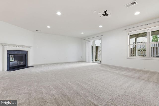 42537 DREAMWEAVER DR, Brambleton, VA 20148