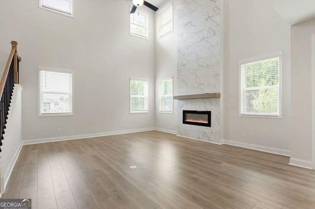 764 Clifftop Crossing SW, Powder Springs, GA 30127
