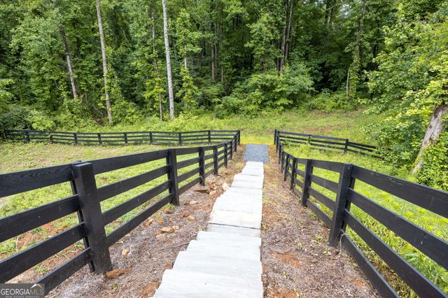 764 Clifftop Crossing SW, Powder Springs, GA 30127