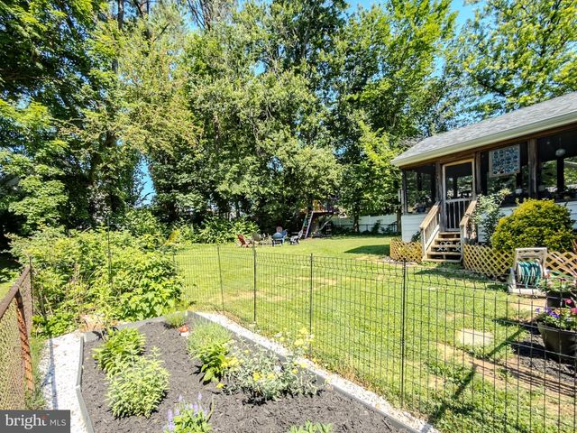 12704 GOODHILL RD, Silver Spring, MD 20906