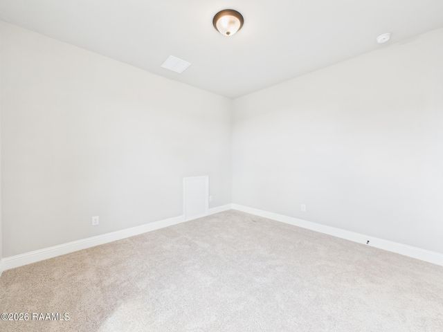 114 Belle Lake Drive, Lafayette, LA 70506