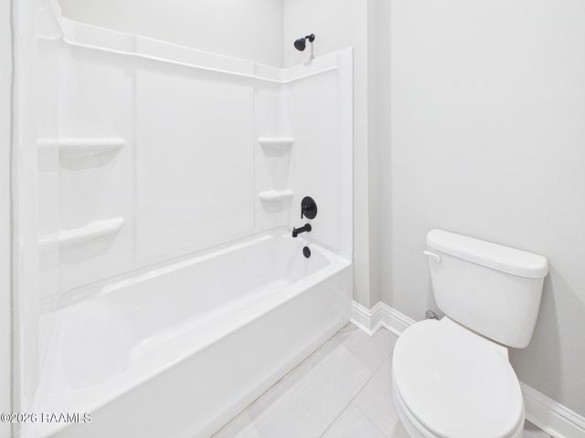 114 Belle Lake Drive, Lafayette, LA 70506