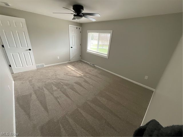 3960 W Erie Avenue 9, Lorain, OH 44053