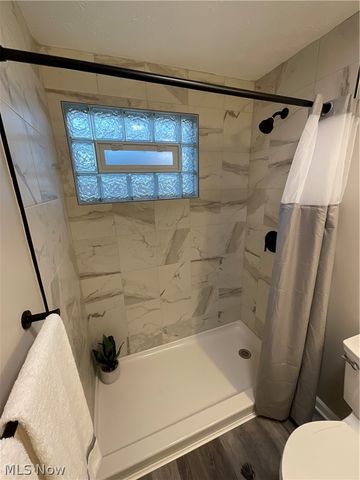 3960 W Erie Avenue 9, Lorain, OH 44053