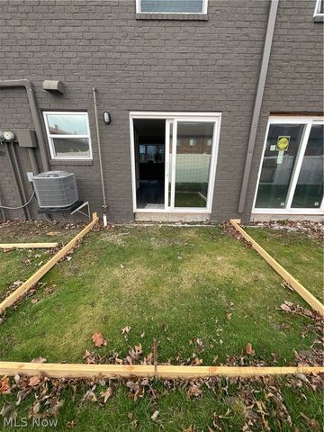 3960 W Erie Avenue 9, Lorain, OH 44053