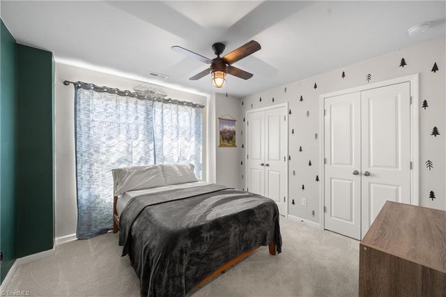 4219 Honeysuckle Vine Drive, Winston-salem, NC 27106