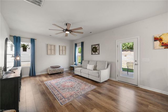4219 Honeysuckle Vine Drive, Winston-salem, NC 27106