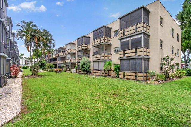 5975 TERRACE PARK DRIVE N 311, St Petersburg, FL 33709