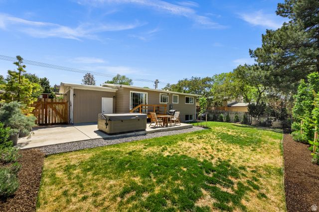 1575 E 8600 S, Sandy, UT 84093