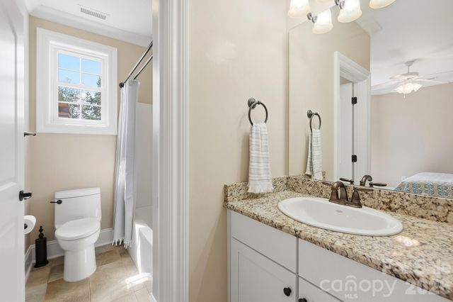 3210 Lake Shore Road S, Denver, NC 28037