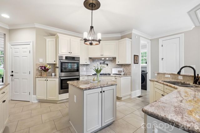 3210 Lake Shore Road S, Denver, NC 28037