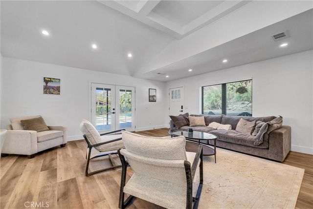 2170 N Via Monte, Palm Springs, CA 92262