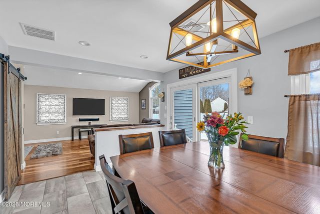 7 Pennsylvania Avenue, Jackson, NJ 08527