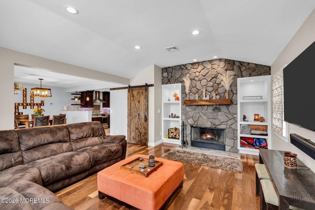 7 Pennsylvania Avenue, Jackson, NJ 08527